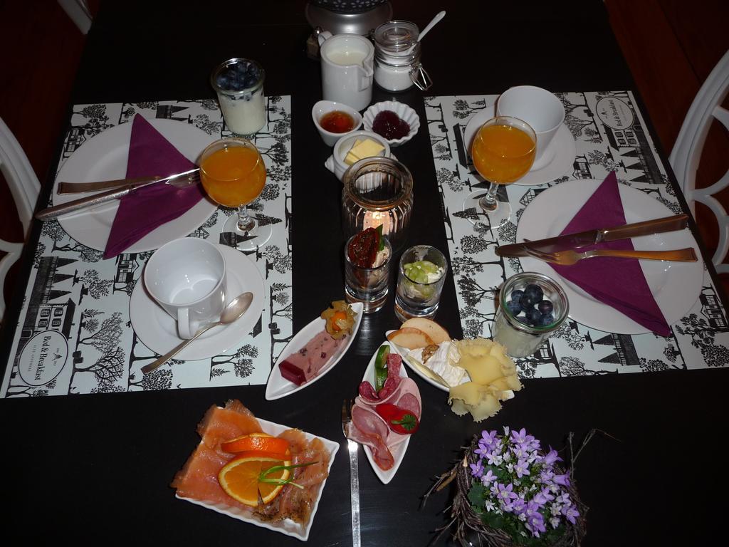 Alte Apotheke Bed & Breakfast Karlsbad Εξωτερικό φωτογραφία