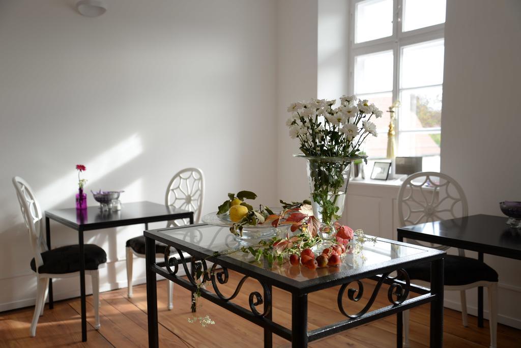 Alte Apotheke Bed & Breakfast Karlsbad Εξωτερικό φωτογραφία